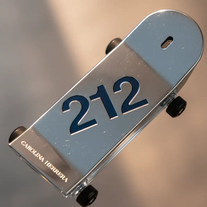 212 Men Heroes Eau de Toilette Masculino - Carolina Herrera - Universo do Perfume