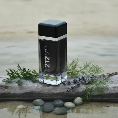 212 Vip Black Eau de Parfum Masculino - Carolina Herrera - Universo do Perfume