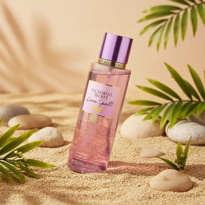 Body Splash Love Spell Sol Feminino - Victoria's Secret - Universo do Perfume