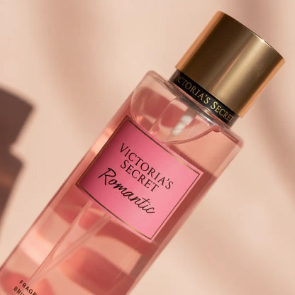 Body Splash Romantic Body Splash Feminino - Victorias Secret - Universo do Perfume