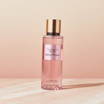 Body Splash Velvet Petals Body Splash Feminino - Victorias Secret - Universo do Perfume