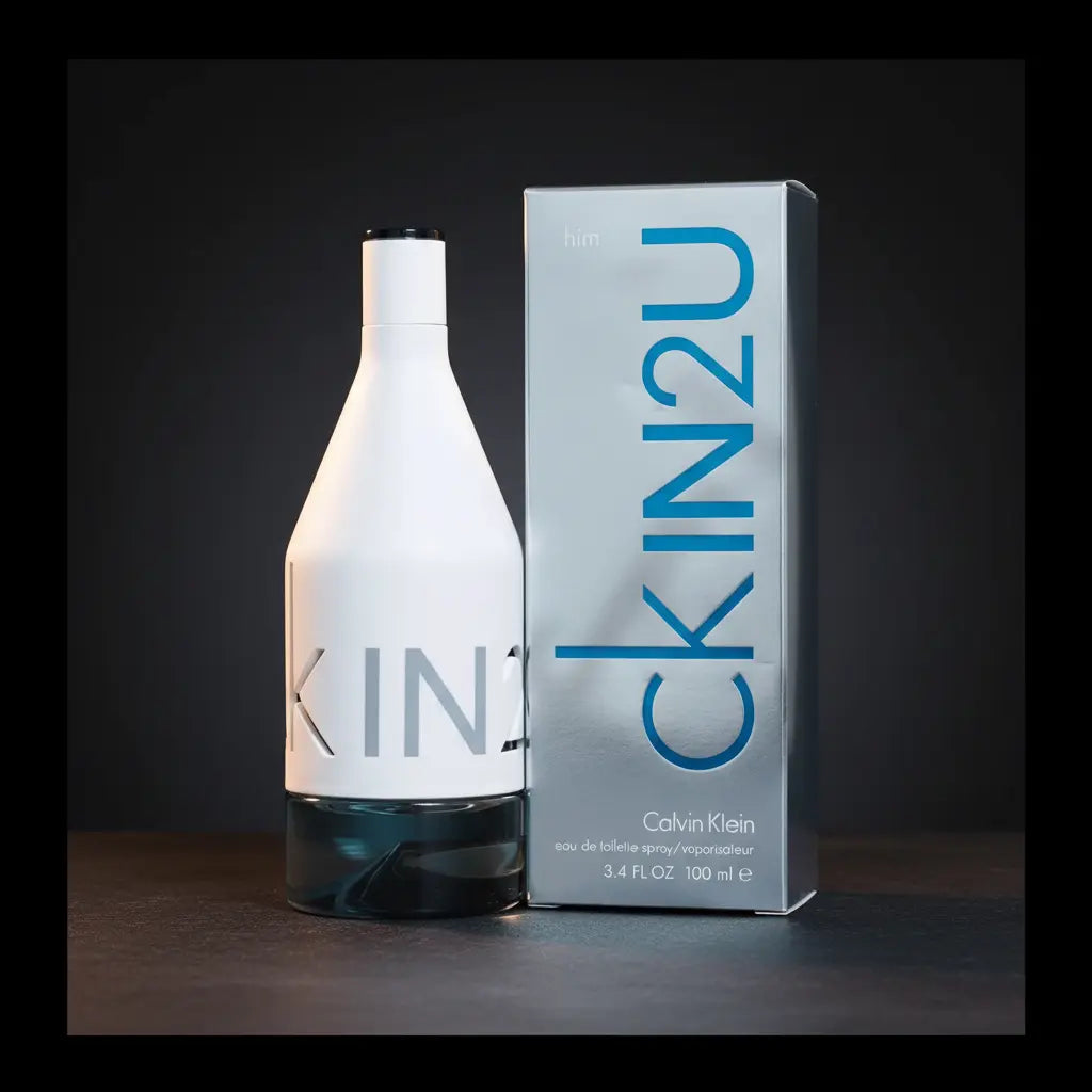 Calvin Klein CK IN2U Eau de Toilette Masculino - Calvin Klein - Universo do Perfume