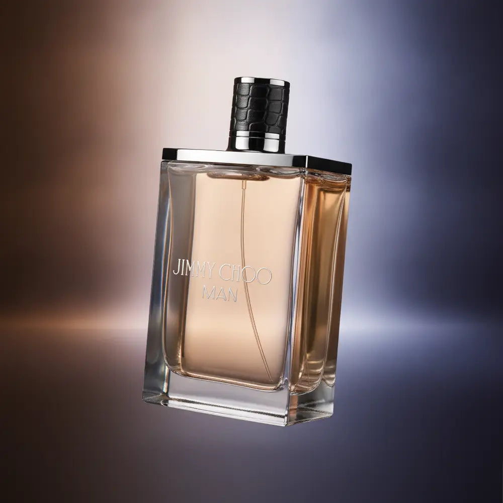 Perfume Decant Jimmy Choo Man Eau de Toilette Masculino - Jimmy Choo em composição atmosférica com iluminação sofisticada
