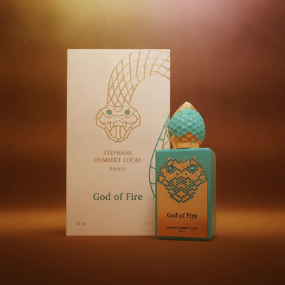 Perfume God of Fire Eau de Parfum Unissex - Stephane Humbert Lucas em composição atmosférica com iluminação sofisticada