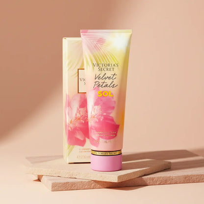 Hidratante Corporal Velvet Petals Sol Feminino - Victoria's Secret - Universo do Perfume