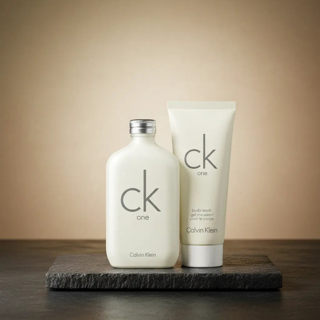Kit CK One Unissex Eau de Toilette 100ml + Shower Gel 100ml - Calvin Klein - Universo do Perfume