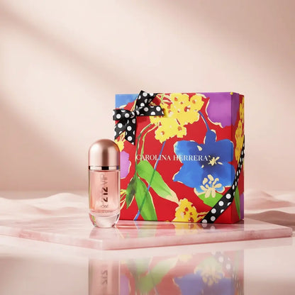 Kit 212 VIP Rosé Feminino Eau de Parfum - Carolina Herrera - Universo do Perfume