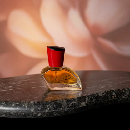Miniatura Magnetic Eau de Toilette Feminino - Gabriela Sabatini - Universo do Perfume