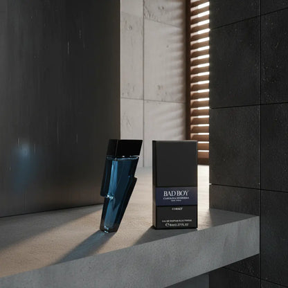 Miniatura Bad Boy Cobalt Eau de Parfum Masculino - Carolina Herrera - Universo do Perfume