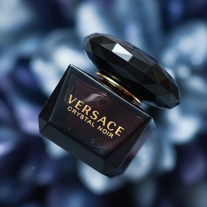 Miniatura Crystal Noir Eau de Toilette Feminino - Versace - Universo do Perfume