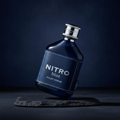 Perfume Nitro Blue Eau de Parfum Masculino - Dumont em composição de luxo com iluminação sofisticada