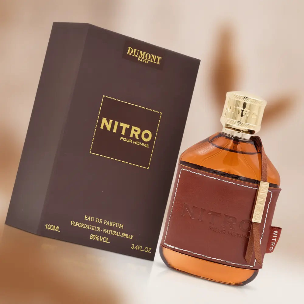 Detalhe do frasco do perfume Nitro Pour Homme Eau de Parfum Masculino - Dumont com foco no vidro e no líquido