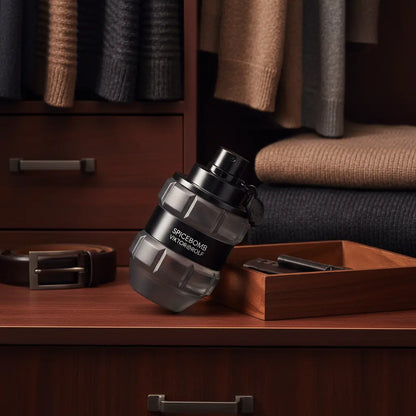 Spicebomb Pour Homme Eau de Toilette Masculino - Viktor & Rolf - Universo do Perfume