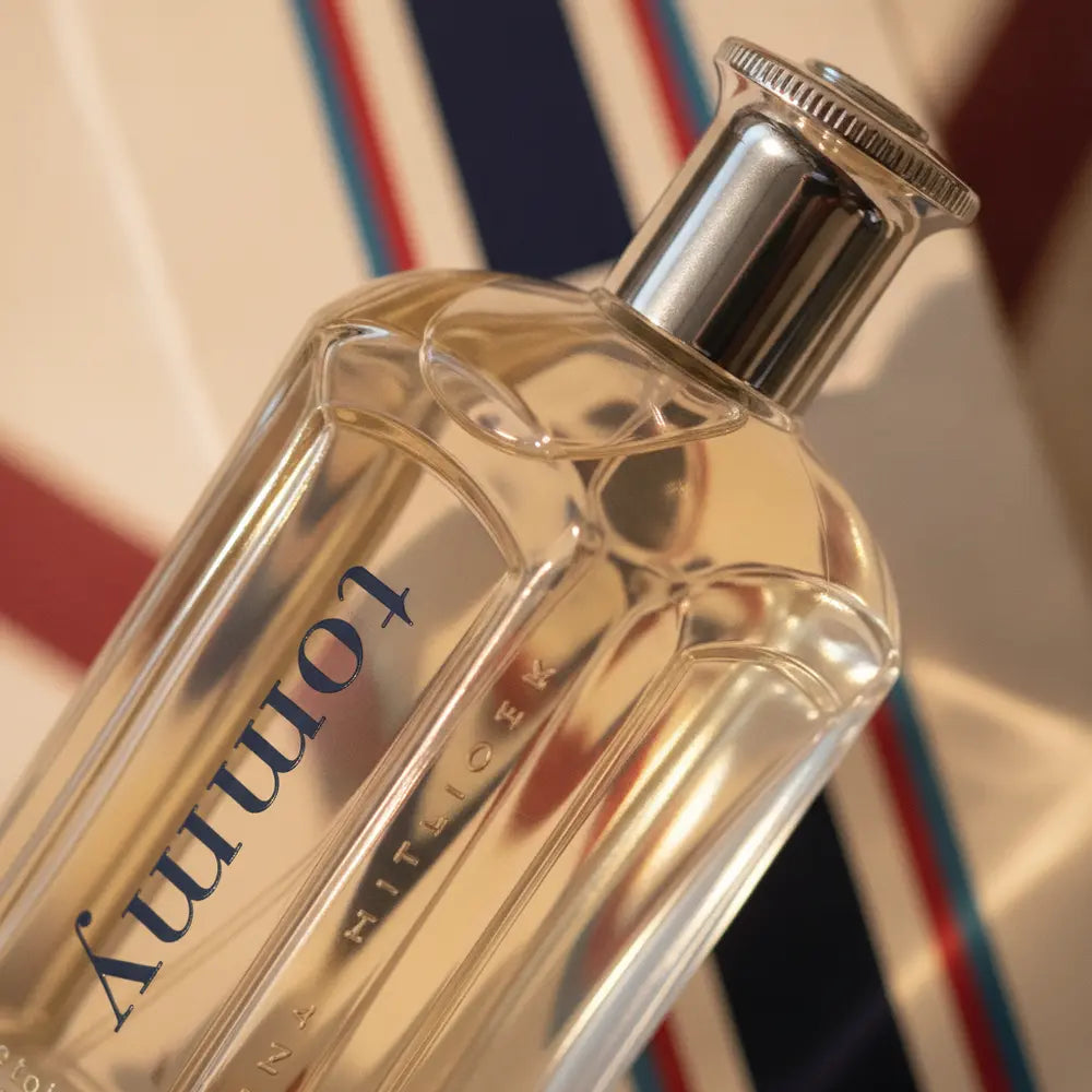 Tommy Eau de Toilette Masculino - Tommy Hilfiger - Universo do Perfume