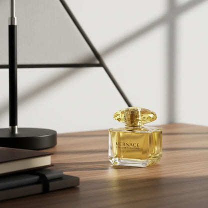 Yellow Diamond Eau de Toilette Feminino - Versace - Universo do Perfume